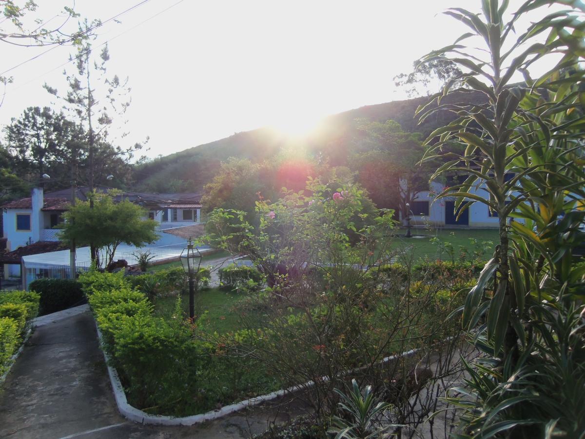 Hotel Miguel Pereira Buitenkant foto